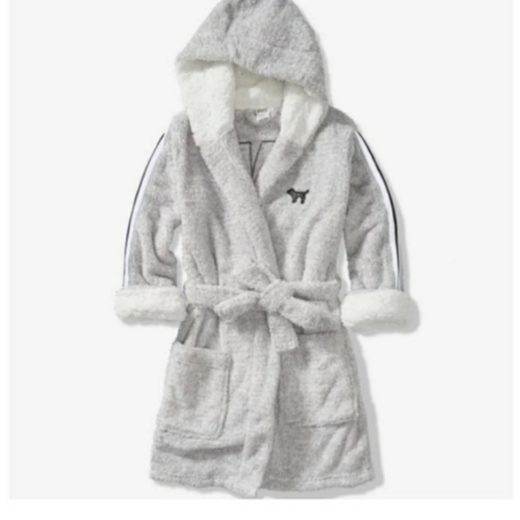 🌺PINK VICTORIA'S SECRET SHERPA ROBE IS XS/S - Picture 2 of 5